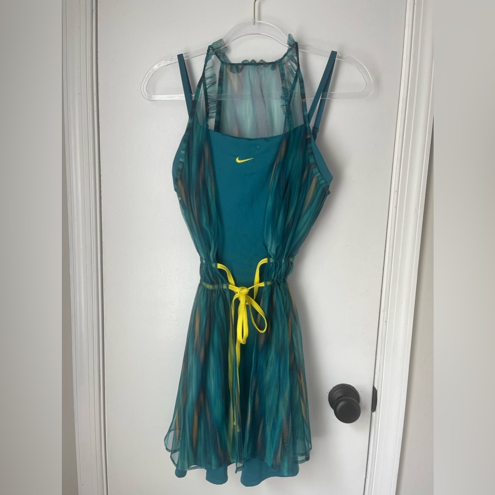Nike Tennis/Pickleball Dress (Medium)